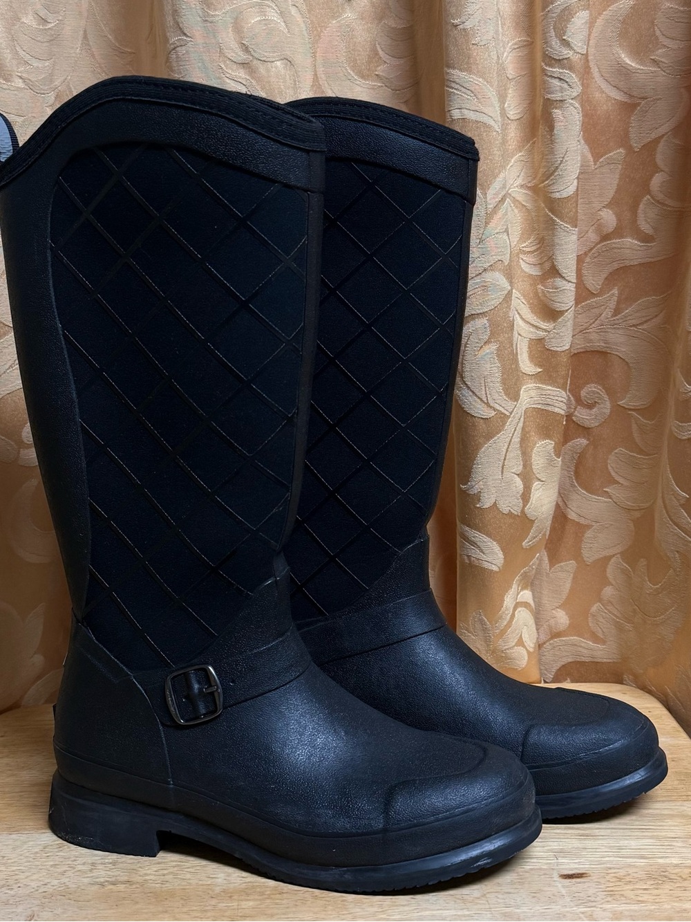 Muck boot Pacy women’s high equestrian all-weather size 9